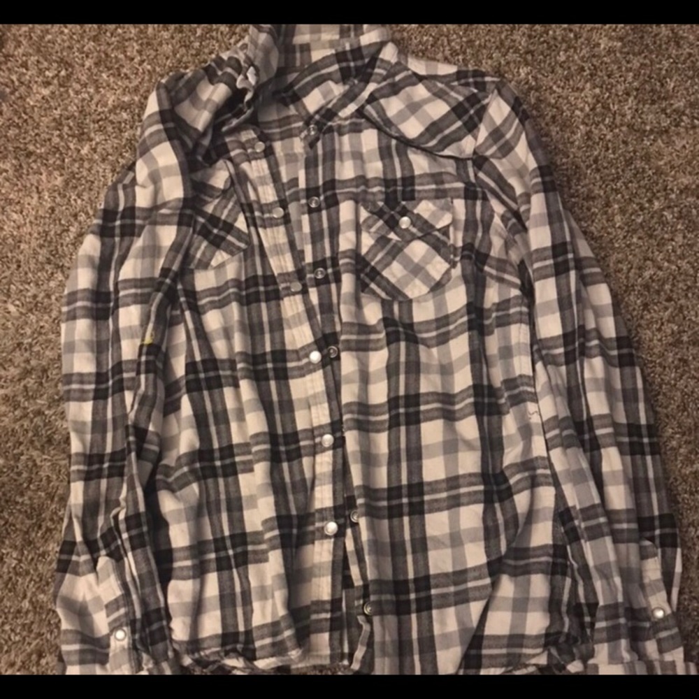 Snap-button down plaid flannel shirt